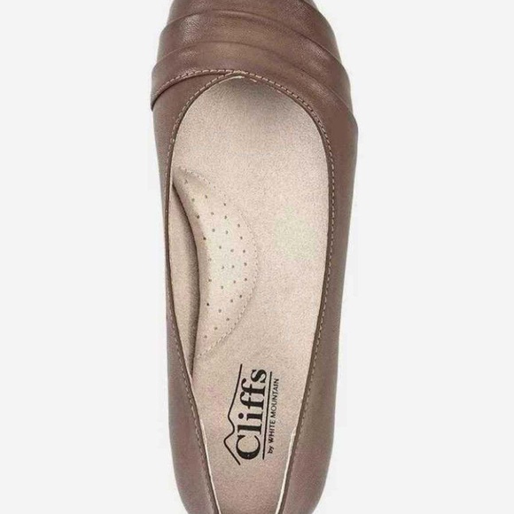 Cliff by White Mountain. Brown flats - Picture 2 of 2